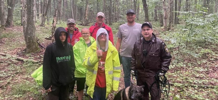 Boy Scouts found through 911 texts - The Munising Beacon